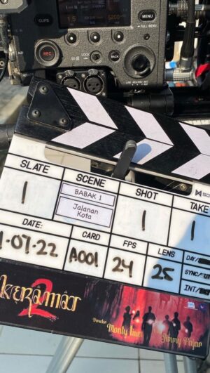 Badriyah Afiff Instagram - Film KERAMAT 2 sudah memasuki proses shooting! ✨
Doakan agar semua prosesnya berjalan dengan lancar dan bisa segera menghampiri seluruh bioskop Indonesia 🎬

#Keramat2 #FilmKeramat2 @arla.ailani @umayshahab @ajil_ditto08 @josephinefirmstone @mauragbrll @lutesha @keanuagl @rosmala.sari.dewi @montytiwa @chandparwez @fiazservia @starvisionplus @moviesta_pictures