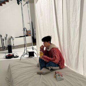 Bae Hyeon-seong Instagram - 😃