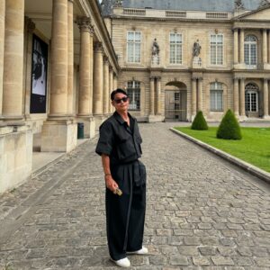 Bae Jung-nam Instagram - 같은옷 다른느낌 Songzio Paris 😎🇫🇷🇫🇷🇫🇷 @songzio_official