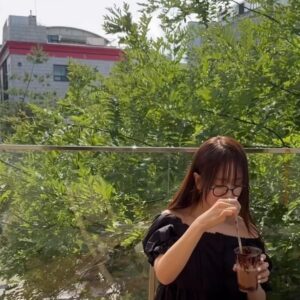 Baek Bo-ram Instagram - 오늘🖤
