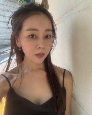 Baek Bo-ram Instagram - 이마개방✨