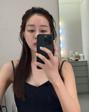 Baek Bo-ram Instagram - 이마개방✨