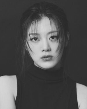 Baek Soo-hee Instagram - 2024년 첫작업 매우 성공적💙

@farstar_studio 
@ddorony 
@jiyeyay