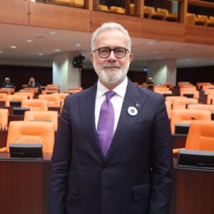 Bahadır Yenişehirlioğlu Instagram - “Bizi toprağa gömdüler fakat tohum olduğumuzu bilmiyorlardı.”

Aliya İzzetbegoviç

#UnutmadıkUnutmayacağız #Srebrenitsa
