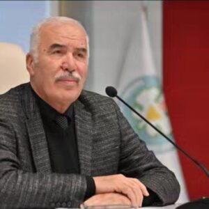 Bahadır Yenişehirlioğlu Instagram - Manisa’mıza önemli hizmetlerde bulunan MHP Büyükşehir Belediyesi Meclis Üyesi Mehmet Güzgülü’nün vefatını üzüntüyle öğrendim.

Merhuma Allahtan rahmet; ailesine ve sevenlerine sabır ve başsağlığı diliyorum.

Mekânı cennet, makamı âli olsun.