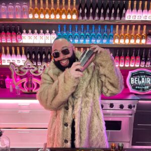 Bandit The Rapper Instagram - 𝗕𝗿𝗮𝗻𝗱 𝗔𝗺𝗯𝗮𝘀𝘀𝗮𝗱𝗼𝗿 𝗔𝗻𝗻𝗼𝘂𝗻𝗰𝗲𝗺𝗲𝗻𝘁 🍾 🚨 

@OfficialBelaire X @OriginalBumbu
X @VillonFrance X @McQueenVioletFog X @deaconwhisky 

#BrandAmbassador #Collaboration #BanditTheRapper #Belaire #Villon #Bumbu #McQueenVioletFog #DeaconWhiskey #SovereignBrands #SovereignPartner