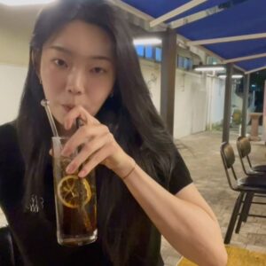 Actress Bang Eun-jeong HD Instagram Photos and Wallpapers September 2022