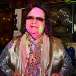 Bappi Lahiri Instagram - A Little wish for you on the auspicious occasion of Holi, may you always be healthy contented and happy, wishing you and your family a Happy Holi. May your Holi be filled with vibrant colors and may joy, good health and prosperity come knocking at your doors this festival season.. #bappilahiri