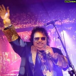 Bappi Lahiri Instagram - Your Music keeps us dancing ,smiling and inspired♾
#bappilahiri #raatbakibaatbaki