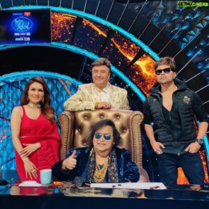Bappi Lahiri Instagram - It’s always fun to be a part of indian idol 70th Episode 🔥@sonytvofficial .. Such Amazing talents 🙌🏽 Godbless you all ! Special mention to the amazing  @anumalikmusic @realhimesh @sonukakkarofficial  and the bestest Host ever @adityanarayanofficial ❤️
