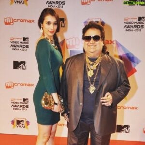 Bappi Lahiri Instagram - Everyday is daughter’s day !  Godbless you 🙏@remalahiri7117  @taneeshalahiri