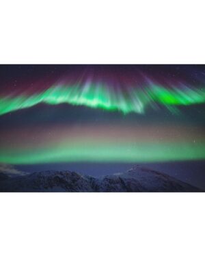 Bára Vávrová Instagram - Never felt very skilled when it comes to northern lights photography as I always need a lot of time to prepare and think about my pictures, so I almost always end up stressing and before I find a good composition, the show is mostly over. I really respect the photographers who are good at that. This particular night in Kattfjord I gave up after a few shots and just stared at the sky, which is something I rarely do, when the lights are good, but it was sooo good and after a long time I was able to feel the deep fascination and gratitude that I can experience this again. Later I found at least this shot of nice layers, one of the attempts to capture the beauty, saving it here, as a little memory of a special night. 

#tromsø #northernlights #auroraborealis #kattfjord #arctic #landscape #aurora #earthpix #winter