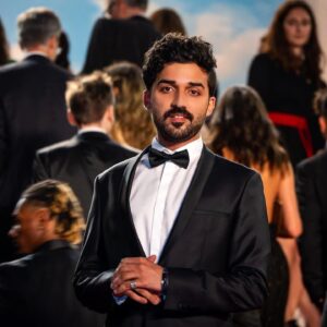 Baraa Alem Instagram - Première of “Frère et Sœur”
At #cannes Film Festival 

One day we will walk on this carpet with Our stories on the screen .. 

@festivaldecannes
#cannes2022 
#redcarpet