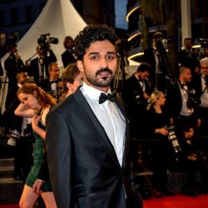 Baraa Alem Instagram - Première of “Frère et Sœur”
At #cannes Film Festival 

One day we will walk on this carpet with Our stories on the screen .. 

@festivaldecannes
#cannes2022 
#redcarpet