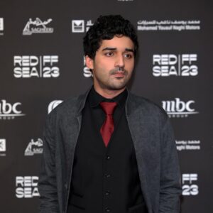 Baraa Alem Instagram - من العرض العالمي الأوّل لفيلم #حوجن في #مهرجان_البحر_الأحمر_السينمائي_الدولي في جدة. 

From the 1st world premiere of #HWJN in the 3rd #redseafilmfestival . 

تنطلق عروض الفيلم في صالات السينما في الرابع من يناير 2024. 

See you in cinemas Jan 4th.