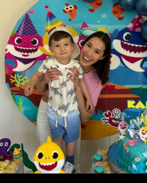 Barbara Akemi Katsuki Instagram - Viva o Kaizinhooo🥳🎂🎈Someone still celebrating his 2nd Birthday🎈😁 #2y2m