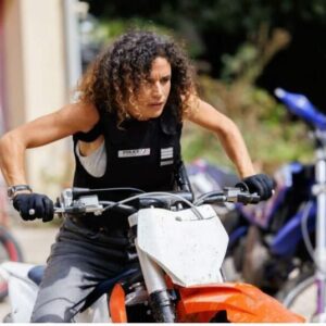 Barbara Cabrita Instagram - Le final! C’est dans 3h sur @tf1 #riviereperdue