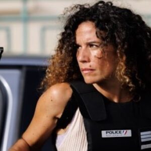 Barbara Cabrita Instagram - On arrive demain sur @tf1 
« Rivière Perdue » 6x52’ 

#tf1 #serie #thriller #policier 
@nicolasgob_off @anne_didier @terencefilms @odilevuillemin @tinivelli @annelise_hesme @thierrylopez @bruno_debrandt @chaprodriguez @jcdelpias