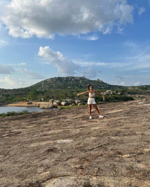Bárbara Sut Instagram - LAJEDO DE PAI MATEUS | Cabaceiras, PB
.
(Contei mais detalhes sobre o passeio nos stories! Vai ficar salvo no destaque da viagem!)
.
#cabaceiras #cariri #lajedodepaimateus #natureza #caatinga #nature #biomabradileiro #brasil #nordeste #nordestebrasileiro #sertaodocariri #beleza #energialinda #paraiba #pb #roliudenordestina #fazendapaimateus #trip #viajera