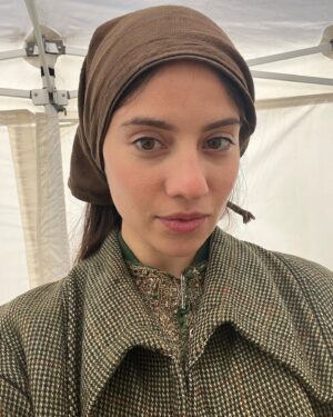 Barbora Černá Instagram - One Life. A few days of shooting became a few seconds for this desperate jewish girl, on the contrary, the 108 minutes of this film makes a pretty good and hopefully never-ending historical testimony about the necessity to stand against evil. A reminder we need in a today’s world where deadly conflicts are on the rise again…. Thank you for the yesterday, what a blast to finally see it from the first row!🤎 #NickyWintonYounger