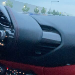 Barbora Fišerová Instagram - To byla jízda … v červeném 🚘🏎️
#ferarri#mladoboleslavskyfilmovyfestival#mladaboleslav#tobylajizda#slavnostnizakonceni#rychlost#auta#vitrvevlasech