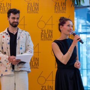 Barbora Seidlová Instagram - Tak moooc jsme si letošní @zlinfilmfestival užily!!! Děkuji organizátorům za pozvání, díky tvůrcům za úžasné filmy, všem řidičům za to že jsou vždy k dispozici přesně tam kde je potřeba… všem dobrovolníkům a delegátům… Díky za všechna setkání a objetí se starými i novými známými … a hlavně vám divákům za to že vás máme, protože bez vás bychom byli skutečně “nahraní!!! 💚
