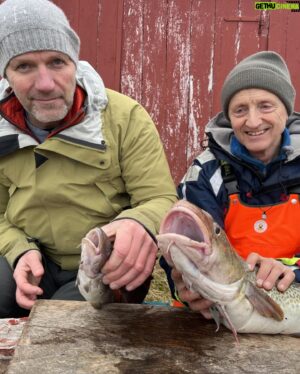 Bård Tufte Johansen Instagram - For ett år siden fikk jeg en melding: «Hei det er fra dokumentar avdelingen i Nrk. Kan vi sende deg rundt i Norge for å finne ut om det ER naturkrise». Siden jeg selv har lurt på hvordan det går, var jeg lett å be. På kryss og tvers har jeg reist. Jeg har møtt hubro og fjellrev, snakket med eksperter, bekymra folk, sinte folk og andre som mener at dette går heeelt fint. Fire episoder slippes i morgen. Håper dere vil se på! 
Kan avsløre at «Oppsynsmannen» vurderer å kjøpe ropert. Foto:Nrk