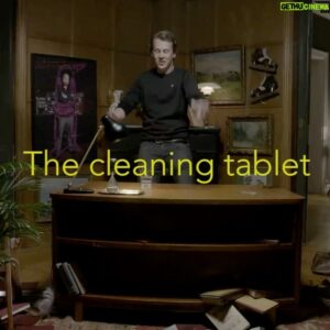 Bård Ylvisåker Instagram - «The Cleaning Tablet»
.
.
.
.
(Instagramalized by @simensay) #kongenbefaler @tvnorge @dplayno