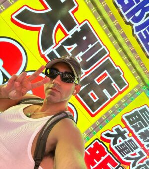 Bardia Zeinali Instagram - Everyone’s getting married, buying homes, having kids and I’m just out here, alone in Tokyo, on my birthday, working out, eating vegetables and shopping for sweaters and I wouldn’t change it for the world !