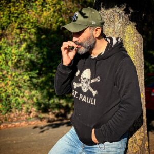Barış Atay Instagram - 🚬☠️