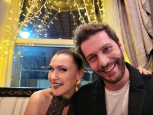 Barış Aytaç Instagram - Şevi yine büyülerken :)
@yasakelmafox