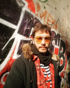 Barış Aytaç Instagram - Güneş buldun çek 🌞🌞✌✌
