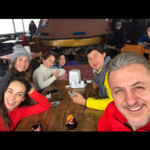 Barış Falay Instagram - #uludağ ,#dostlar ,#kartatili ,#kayak sevgi saygı birlik beraberlik dostluk hoşgörü