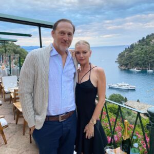 Barret Swatek Instagram - Paris to Portofino 🇫🇷🇮🇹 Familia, friends and the pooch 🐶