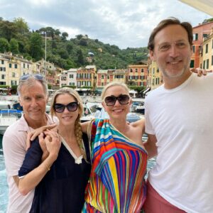 Barret Swatek Instagram - Paris to Portofino 🇫🇷🇮🇹 Familia, friends and the pooch 🐶
