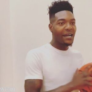 Barton Fitzpatrick Instagram - Drama   Comedy = @korporate00 & myself 😈
Appreciate you my brother! 💯
#powerfulmessagebehindthis
WATCH FULL VIDEO ON @youtube
💈 @razorred15