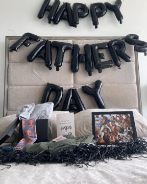 Barton Fitzpatrick Instagram - My FIRST Father’s Day…as a FATHER ❤️

My family made me feel extra special this morning. My fiancé never ceases to amaze me😭Bhris I love you & your mother with every in me ❤️❤️❤️❤️😍😍😍😘😘😘😘😘😘😘😘😘😘😘😘😘😘😘😘❤️