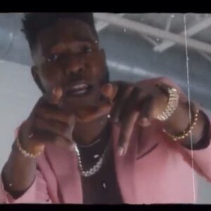 Barton Fitzpatrick Instagram - VIDEO OUT NOW..SONG AVAILABLE ON ALL STREAMING PLATFORMS 

“Special” by BARTÓN ft. @jacoblatimore 

Directed by BARTÓN 👈🏾
Shot by @ted.tv1 
Edited by @chinchinys 
Produced by @thatsikonmusic @gabrielalex89 
Mixed by @papibeatz 
Presented by @pvtstck @itsescobarseason @arroyo_blu @itsmadebyclint 

Drop some 🔥🔥🔥🔥🔥🔥🔥