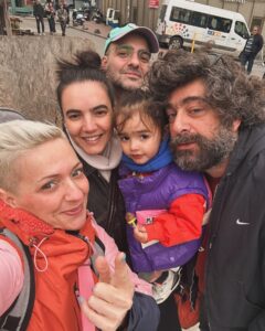 Actor Bartu Küçükçağlayan HD Instagram Photos and Wallpapers April 2024