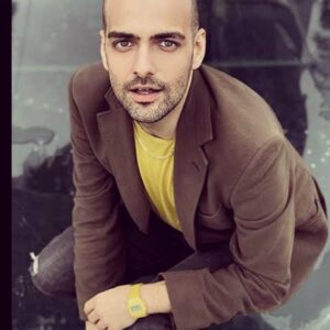 Bartu Küçükçağlayan Instagram - yıllar önce  @enisarikan’ın “filtresiz koyma şu tipini” diiyişi kulaklarımda çınladı.

Bu tiple hangi yaz dizisinde oynuyorum?
Aşkım Alaturka Sever?