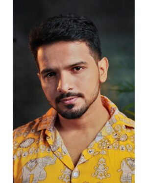 Basant Bhatt Instagram - Close up means a hundred emotions 😶‍🌫️
Clicked by - @conquerphotographystudio