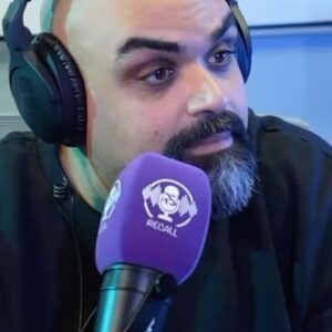 Bashar Al-Jazzaf Instagram - لقاء خفيف لطيف مع الاعلامي المتألق احمد مال الله .. شكرا جزيلا على الذوق و الاستضافه الطيبه 🌹🌹

@recallstation @ahmadmalallah 

اللقاء كامل في اليوتيوب على قناة ريكول ستيشن ✌🏼