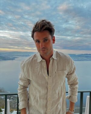 Bastian Baker Instagram - It’s almost time to look back at all the wonderful things that happened to us this year!! But for now it’s Time to relax in style @omega ❤️ #ad