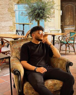 Bastien Muñez Instagram - Chez mamie 👵🏼