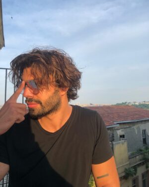 Batuhan Ekşi Instagram - Yine bir sunkissed durumu.