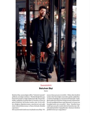 Batuhan Ekşi Instagram - Esquire ile; oyunculuk, stil ve motivasyon üzerine kısa bir röportaj yaptık. Röportajı, Esquire Kış Sayısı’nda okuyabilirsiniz. 🤍 
@esquireturkiye 
Röportaj: @pelinhascalik 
Fotoğraf: @seldelek