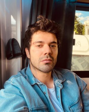 Batuhan Ekşi Instagram - 