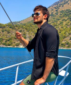 Batuhan Karacakaya Instagram - ⛵️