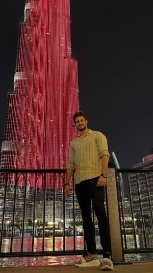 Batuhan Karacakaya Instagram - Dubai tamam. Sira dominikte … 😉