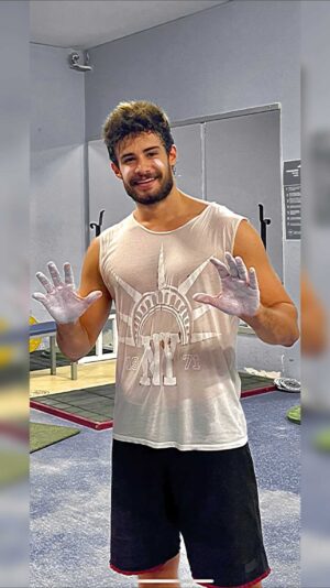 Batuhan Karacakaya Instagram - Eat sleep rave repeat 🏋🏼‍♂️🏃🏽‍♂️🎖